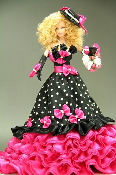 バービー人形のウェルカムドール、Barbieのドレス | スモールハピネス